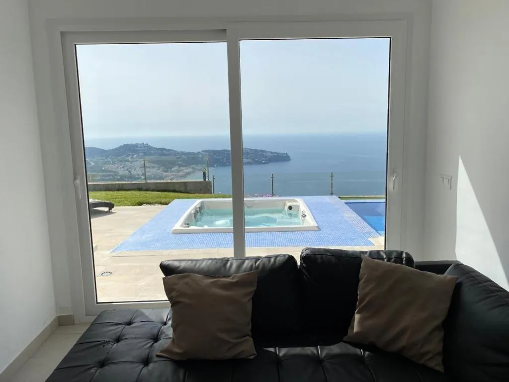 Half Of The Luxury Villa With Sea View And Pool In Natural Park La Herradura