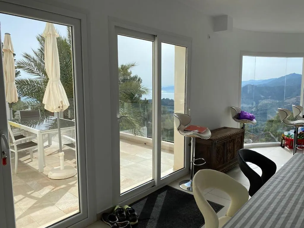 Half Of The Luxury Villa With Sea View And Pool In Natural Park La Herradura
